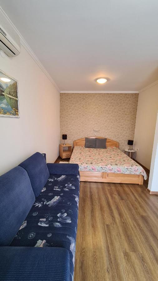 Gabi Apartman Hajduszoboszlo Exterior foto